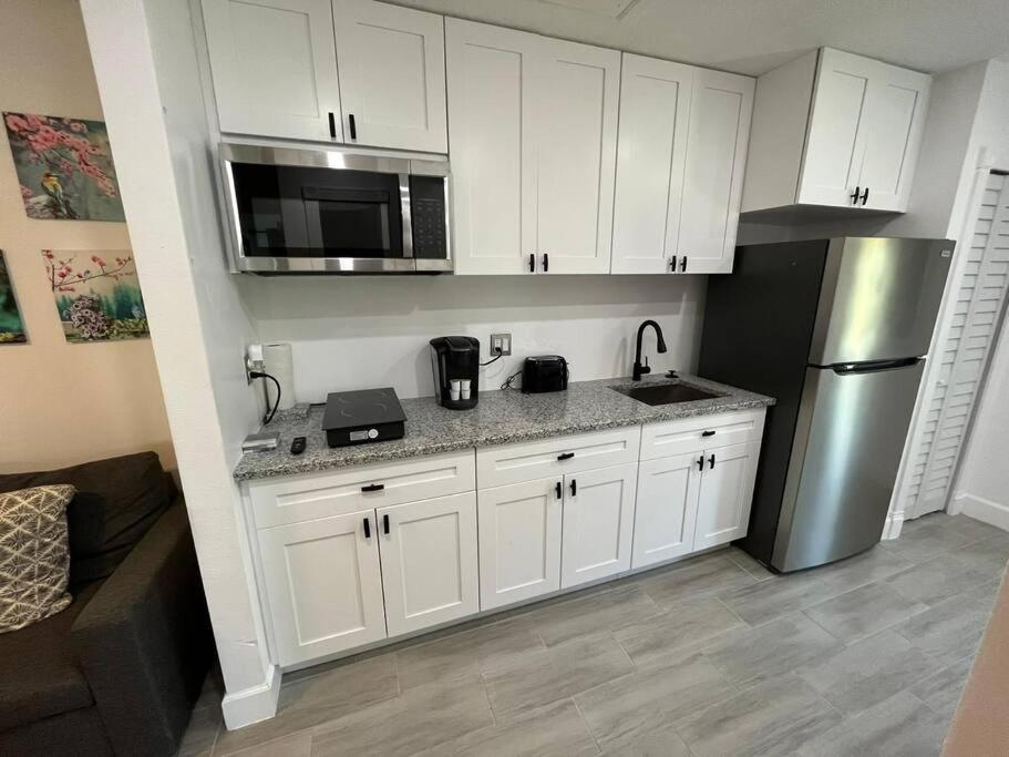 Port Saint Lucie A Little Piece Of Heaven- Peaceful Lake View Apartment- 1 Min From I95 And Turnpike Port St. Lucie Exterior foto