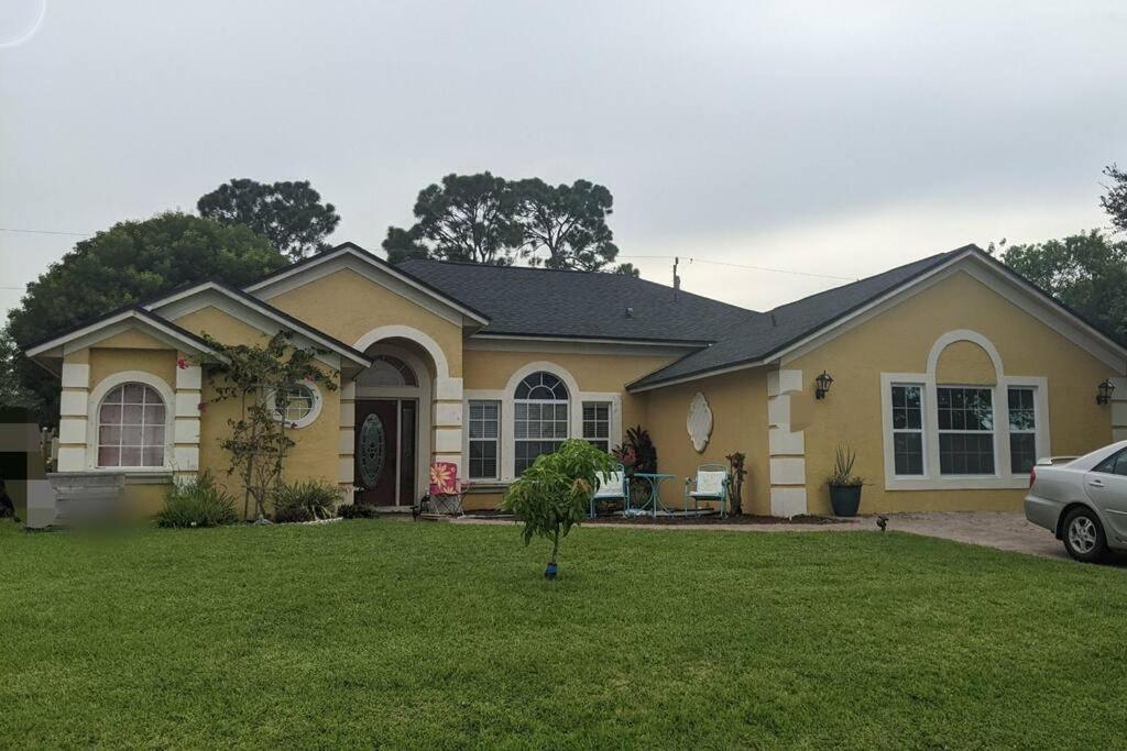Port Saint Lucie A Little Piece Of Heaven- Peaceful Lake View Apartment- 1 Min From I95 And Turnpike Port St. Lucie Exterior foto